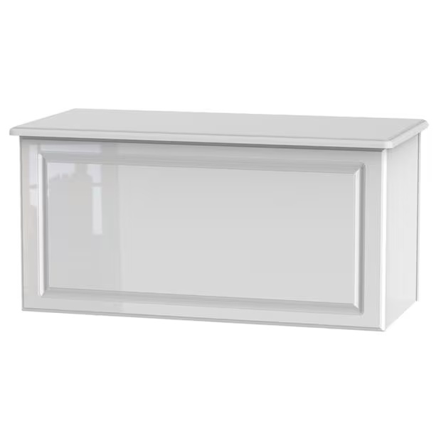 Studio Pembroke Blanket Box