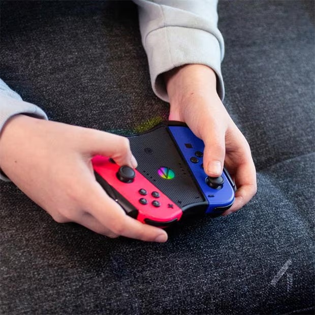 146573-stealth-play-charge-comfort-controller-compatible-with-nintendo-switch-joy-con-controllers-1.jpg