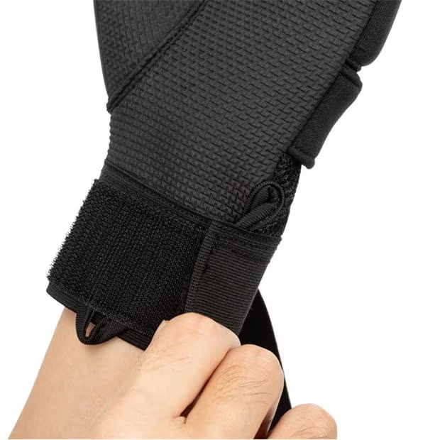 15560-everlast-gel-hand-wraps-1.jpg