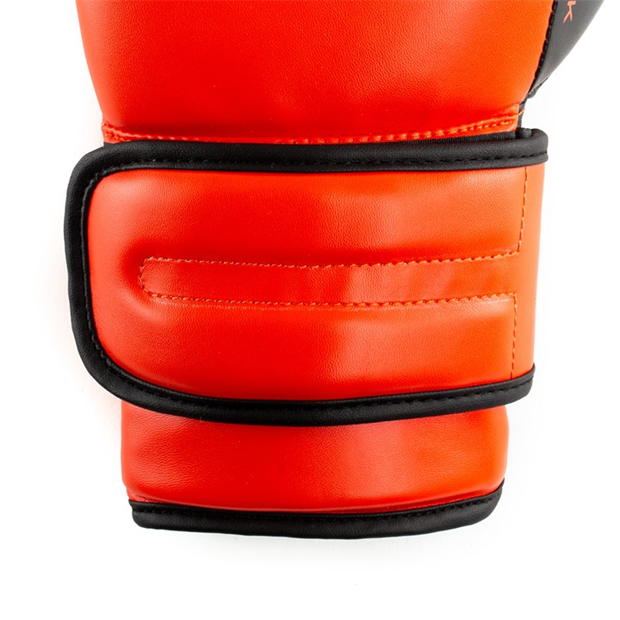 16002-everlast-powerlock-training-gloves-1.jpg