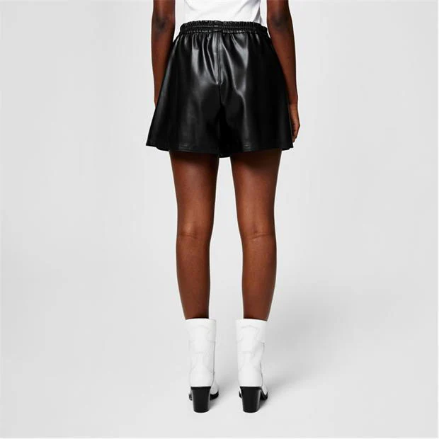 162285-hugo-hesear-shorts-1.jpg