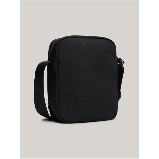 16342-tommy-hilfiger-element-textured-reporter-bag-1.jpg