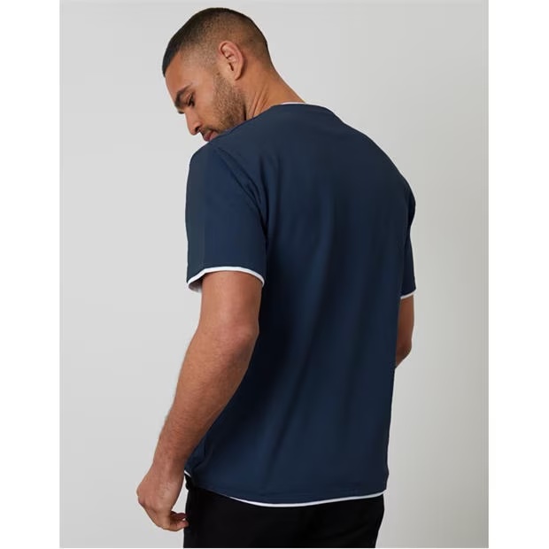 180120-threadbare-tee-ardman-sn54-1.jpg