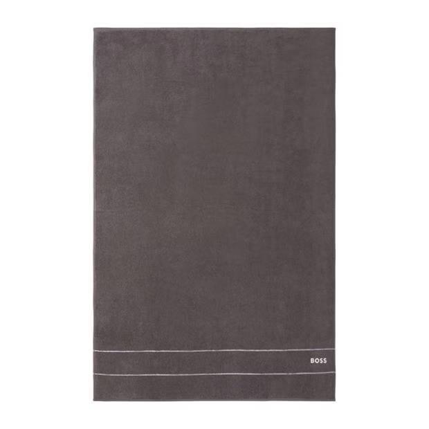 203990-boss-home-boss-plain-towel-1.jpg