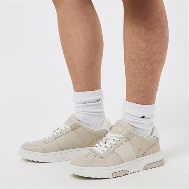 210786-tommy-jeans-trainer-1.jpg