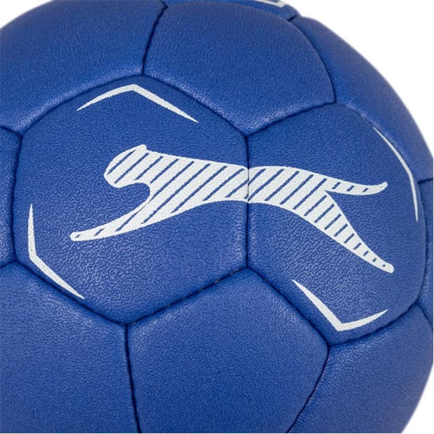 226047-volt-handball-1.jpg