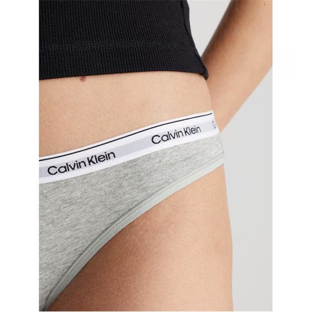 237585-calvin-klein-logo-brief-1.jpg