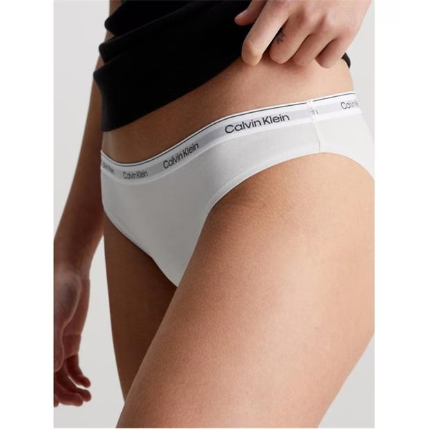 237585-calvin-klein-logo-brief-1.jpg