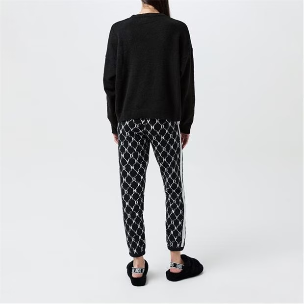 237759-dkny-long-sleeve-pyjama-set-1.jpg