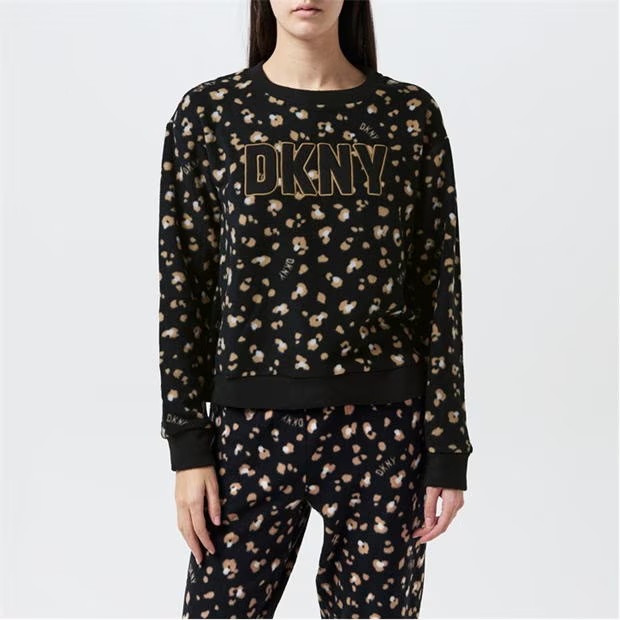 237767-dkny-logo-pyjama-set-1.jpg