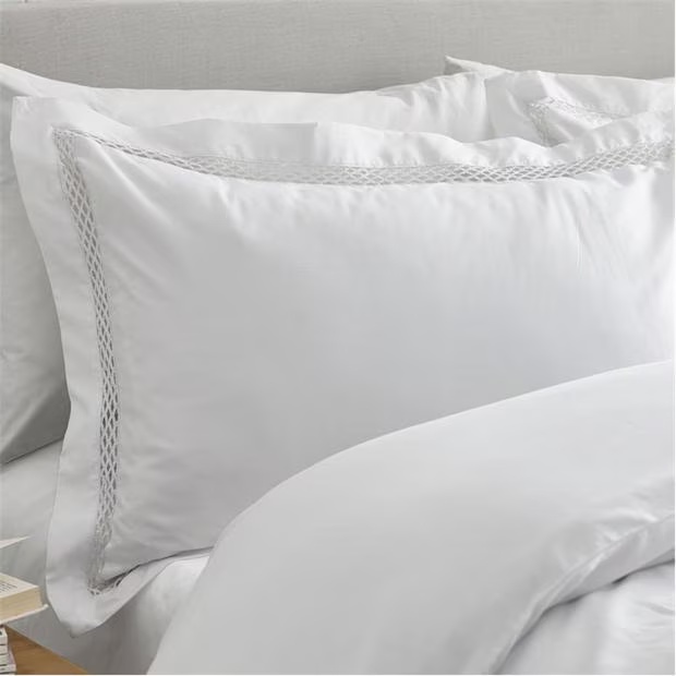 Catherine Lansfield Classic Lattice Lace Duvet Cover Set