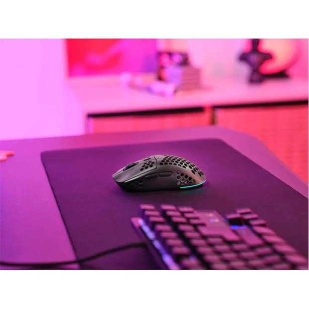 44552-trust-ultra-lightweight-wireless-gaming-mouse-1.jpg