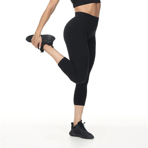 8137-la-gear-seamless-capri-2-pack-1.jpg